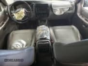 ✅ 2001 Mercury Mountaineer • VIN: 4M2ZU86P51UJ01568 • Lot: 81923284. Listed on Copart with 150,079 mi. Free auction sales archive from the USA and detailed vehicle history report at DreamBid. Image 8.