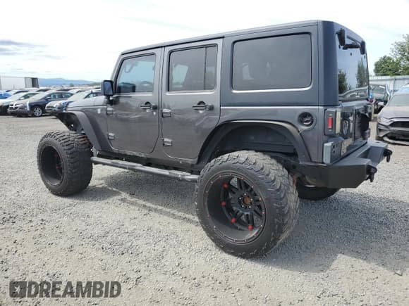 ✅ 2016 Jeep Wrangler Unlimited Freedom • VIN: 1C4BJWDG8GL300314 • Lot: 61044645. Wystawiony na Copart z przebiegiem 103 396 mil. Bezpłatny archiwum sprzedaży aukcyjnych z USA i szczegółowy raport historii pojazdu na DreamBid. Zdjęcie 2.