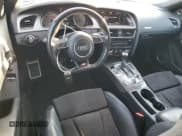 ✅ 2014 Audi S5 Premium Plus • VIN: WAUCGAFR2EA028613 • Lot: 90898005. Wystawiony na Copart z przebiegiem 158 743 mil. Bezpłatny archiwum sprzedaży aukcyjnych z USA i szczegółowy raport historii pojazdu na DreamBid. Zdjęcie 8.