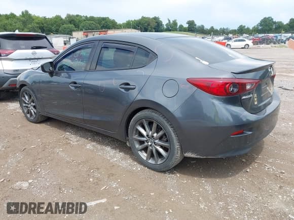 ✅ 2014 Mazda 3 i SV • VIN: JM1BM1T76E1124092 • Lot: 42845186. Wystawiony na IAAI z przebiegiem 140 300 mil. Bezpłatny archiwum sprzedaży aukcyjnych z USA i szczegółowy raport historii pojazdu na DreamBid. Zdjęcie 3.