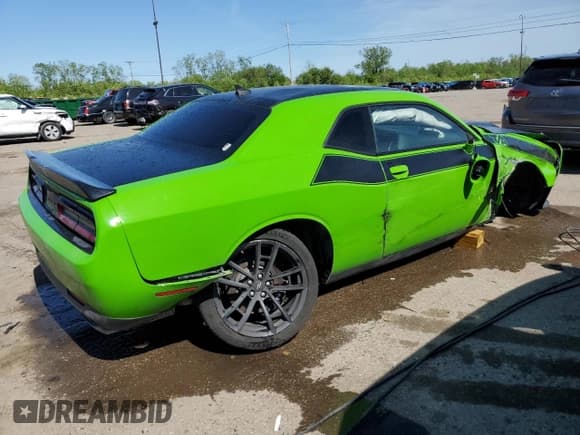 ✅ 2017 Dodge Challenger T/A 392 • VIN: 2C3CDZFJ9HH548581 • Lot: 54183474. Wystawiony na Copart z przebiegiem 32 358 mil. Bezpłatny archiwum sprzedaży aukcyjnych z USA i szczegółowy raport historii pojazdu na DreamBid. Zdjęcie 3.