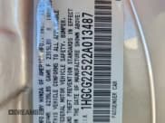 ✅ 2002 Honda Accord EX • VIN: 1HGCG22522A013487 • Lot: 91514925. Listed on Copart with 139,710 mi. Free auction sales archive from the USA and detailed vehicle history report at DreamBid. Image 12.