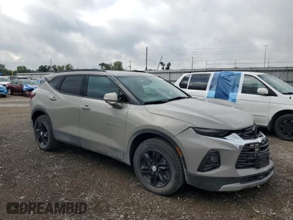 ✅ 2021 Chevrolet Blazer LT • VIN: 3GNKBJRS7MS529349 • Lot: 80638185. Listed on Copart with 67,984 mi. Free auction sales archive from the USA and detailed vehicle history report at DreamBid. Image 4.