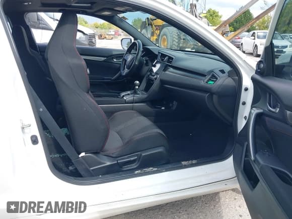 ✅ 2018 Honda Civic Si • VIN: 2HGFC3A52JH751063 • Lot: 43276337. Wystawiony na IAAI z przebiegiem 86 215 mil. Bezpłatny archiwum sprzedaży aukcyjnych z USA i szczegółowy raport historii pojazdu na DreamBid. Zdjęcie 5.