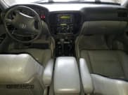 ✅ 2001 Toyota Land Cruiser • VIN: JTEHT05J412012973 • Lot: 69189805. Wystawiony na Copart z przebiegiem 247 373 mil. Bezpłatny archiwum sprzedaży aukcyjnych z USA i szczegółowy raport historii pojazdu na DreamBid. Zdjęcie 8.