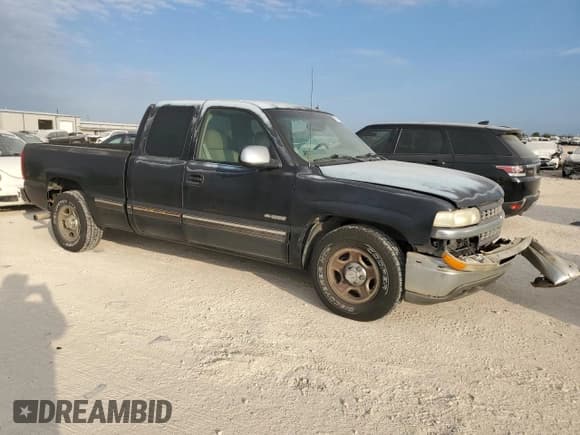 ✅ 2001 Chevrolet Silverado 1500 LS • VIN: 2GCEC19T911399304 • Лот: 76917454. Опубликован ранее на Copart с пробегом 255 378 миль. Бесплатный доступ к архиву аукционных продаж из США и подробный отчёт об истории автомобиля на DreamBid. Изображение 4.