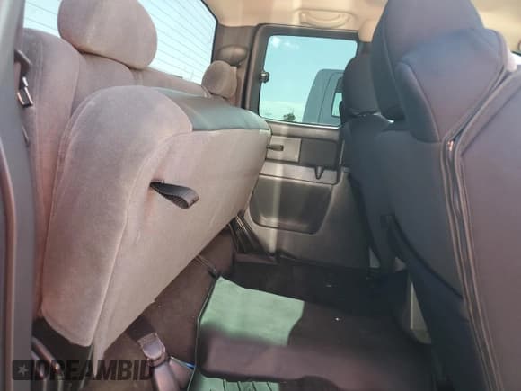 ✅ 2007 Chevrolet Silverado 1500 LT1 • VIN: 1GCEC19T37Z203650 • Lot: 57822725. Listed on Copart with 186,808 mi. Free auction sales archive from the USA and detailed vehicle history report at DreamBid. Image 10.