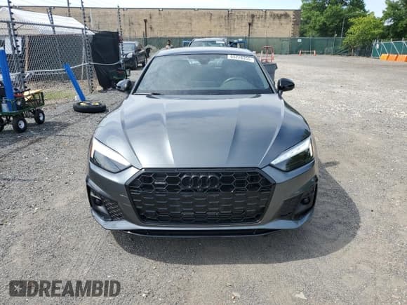 ✅ 2023 Audi A5 Sportback S line Premium Plus • VIN: WAUFACF51PA041959 • Lot: 65228355. Wystawiony na Copart z przebiegiem 16 009 mil. Bezpłatny archiwum sprzedaży aukcyjnych z USA i szczegółowy raport historii pojazdu na DreamBid. Zdjęcie 5.