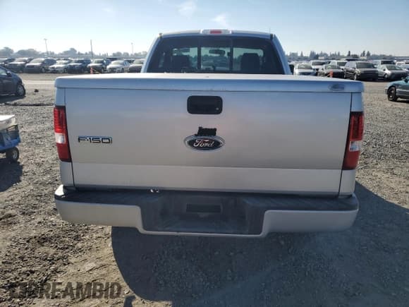 ✅ 2004 Ford F-150 XL • VIN: 1FTRF12WX4NB80545 • Лот: 90474115. Опубликован ранее на Copart с пробегом 81 245 миль. Бесплатный доступ к архиву аукционных продаж из США и подробный отчёт об истории автомобиля на DreamBid. Изображение 6.