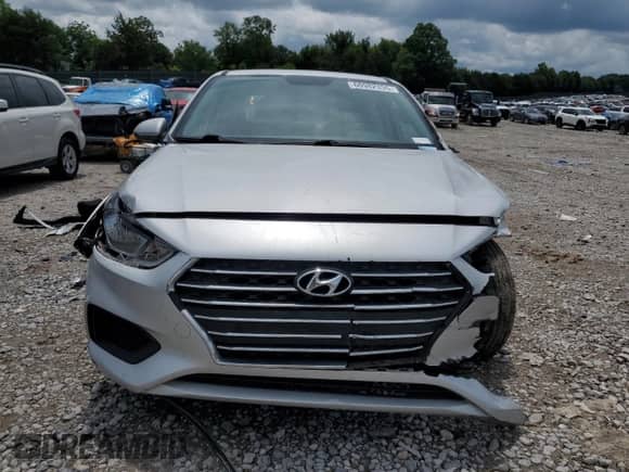 2019 Hyundai Accent SE z VIN 3KPC24A37KE068717, wystawiony jako Copart lot #60982335 z przebiegiem 89 514 mil mil oraz Szkoda całkowita • Salvage title. Historia ofert i sprzedaży dostępna na DreamBid. Obrazek 5.