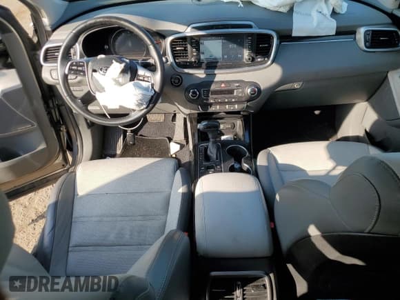 ✅ 2019 Kia Sorento SX • VIN: 5XYPK4A55KG492158 • Lot: 80081895. Wystawiony na Copart z przebiegiem 58 404 mil. Bezpłatny archiwum sprzedaży aukcyjnych z USA i szczegółowy raport historii pojazdu na DreamBid. Zdjęcie 8.