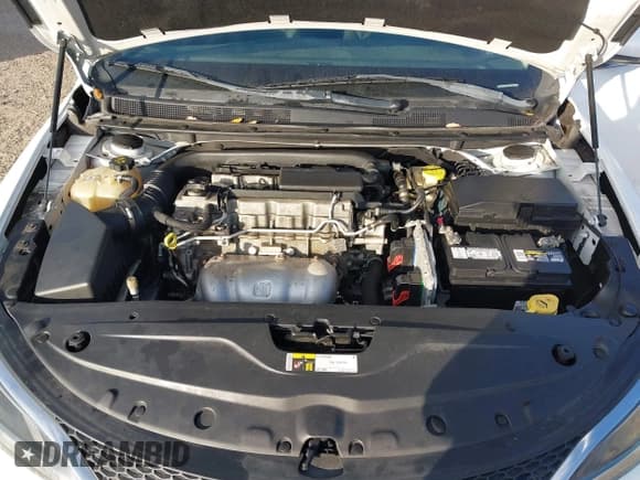 ✅ 2016 Chrysler 200 LX • VIN: 1C3CCCFB4GN121369 • Лот: 43778993. Опубликован ранее на IAAI с пробегом 142 567 миль. Бесплатный доступ к архиву аукционных продаж из США и подробный отчёт об истории автомобиля на DreamBid. Изображение 10.