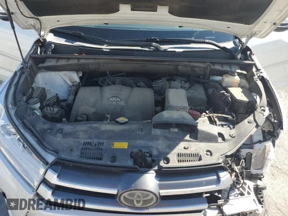 ✅ 2017 Toyota Highlander XLE • VIN: 5TDJZRFH6HS397282 • Лот: 83756695. Опубликован ранее на Copart с пробегом 182 183 миль. Бесплатный доступ к архиву аукционных продаж из США и подробный отчёт об истории автомобиля на DreamBid. Изображение 12.