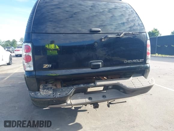 ✅ 2001 Chevrolet Suburban LS • VIN: 3GNFK16T31G259260 • Лот: 42525896. Опубликован ранее на IAAI с пробегом 272 052 миль. Бесплатный доступ к архиву аукционных продаж из США и подробный отчёт об истории автомобиля на DreamBid. Изображение 6.