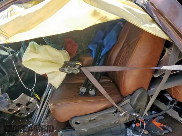 ✅ 2008 Chevrolet Avalanche 1LT • VIN: 3GNEC12058G107303 • Лот: 67903105. Опубликован ранее на Copart с пробегом Не указан. Бесплатный доступ к архиву аукционных продаж из США и подробный отчёт об истории автомобиля на DreamBid. Изображение 7.