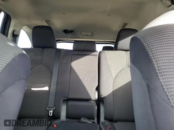 ✅ 2022 Toyota Highlander LE • VIN: 5TDBZRBH5NS184300 • Lot: 91469845. Listed on Copart with 72,279 mi. Free auction sales archive from the USA and detailed vehicle history report at DreamBid. Image 10.