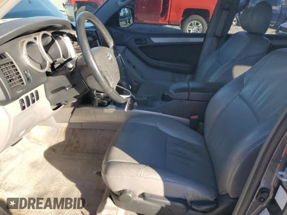 ✅ 2003 Toyota 4Runner SR5 Sport • VIN: JTEZT14R130006774 • Лот: 90967115. Опубликован ранее на Copart с пробегом 204 571 миль. Бесплатный доступ к архиву аукционных продаж из США и подробный отчёт об истории автомобиля на DreamBid. Изображение 7.