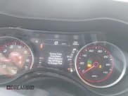 ✅ 2019 Dodge Charger GT • VIN: 2C3CDXHG1KH671157 • Lot: 43077006. Wystawiony na IAAI z przebiegiem 70 947 mil. Bezpłatny archiwum sprzedaży aukcyjnych z USA i szczegółowy raport historii pojazdu na DreamBid. Zdjęcie 7.