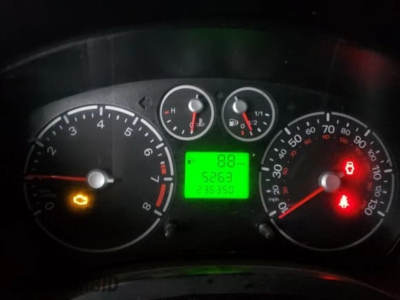 ✅ 2010 Ford Transit Connect XLT • VIN: NM0LS7BN7AT038606 • Lot: 90796415. Wystawiony na Copart z przebiegiem 236 350 mil. Bezpłatny archiwum sprzedaży aukcyjnych z USA i szczegółowy raport historii pojazdu na DreamBid. Zdjęcie 9.