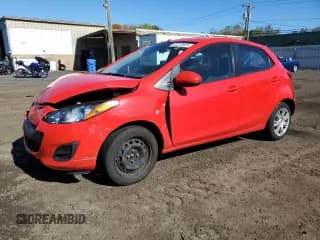✅ 2014 Mazda 2 Sport • VIN: JM1DE1KYXE0172913 • Lot: 82518625. Wystawiony na Copart z przebiegiem 101 762 mil. Bezpłatny archiwum sprzedaży aukcyjnych z USA i szczegółowy raport historii pojazdu na DreamBid. Zdjęcie 1.
