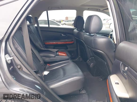 ✅ 2007 Lexus RX 350 • VIN: 2T2GK31U67C012693 • Лот: 43047755. Опубликован ранее на IAAI с пробегом 175 398 миль. Бесплатный доступ к архиву аукционных продаж из США и подробный отчёт об истории автомобиля на DreamBid. Изображение 8.