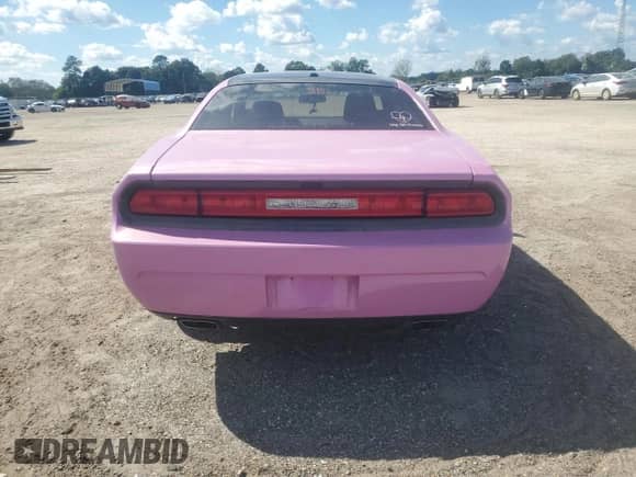 ✅ 2012 Dodge Challenger SXT • VIN: 2C3CDYAG7CH161977 • Lot: 72713354. Wystawiony na Copart z przebiegiem 240 769 mil. Bezpłatny archiwum sprzedaży aukcyjnych z USA i szczegółowy raport historii pojazdu na DreamBid. Zdjęcie 6.