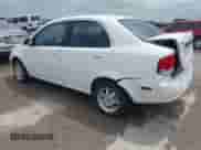 2006 Chevrolet Aveo LS z VIN KL1TD56676B559771, wystawiony jako IAAI lot #42096305 z przebiegiem 179 689 mil mil oraz . Historia ofert i sprzedaży dostępna na DreamBid. Obrazek 3.