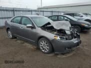 ✅ 2010 Lincoln MKZ • VIN: 3LNHL2GC6AR657761 • Lot: 84990115. Listed on Copart with 246,079 mi. Free auction sales archive from the USA and detailed vehicle history report at DreamBid. Image 4.