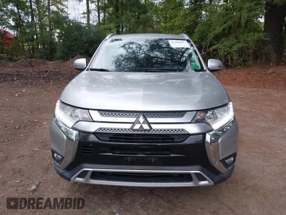 ✅ 2020 Mitsubishi Outlander SE • VIN: JA4AD3A34LZ018689 • Lot: 43408607. Listed on IAAI with 114,764 mi. Free auction sales archive from the USA and detailed vehicle history report at DreamBid. Image 12.