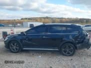 ✅ 2017 Volkswagen Golf S • VIN: 3VWH17AU3HM517065 • Лот: 43712188. Опубликован ранее на IAAI с пробегом 59 596 миль. Бесплатный доступ к архиву аукционных продаж из США и подробный отчёт об истории автомобиля на DreamBid. Изображение 14.