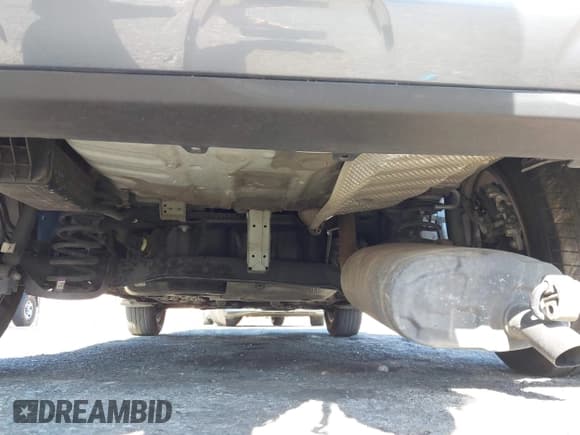 ✅ 2022 Toyota Corolla Cross LE • VIN: 7MUBAAAG3NV033480 • Лот: 43096425. Опубликован ранее на IAAI с пробегом 49 766 миль. Бесплатный доступ к архиву аукционных продаж из США и подробный отчёт об истории автомобиля на DreamBid. Изображение 20.