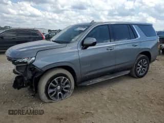 2021 Chevrolet Tahoe LT z VIN 1GNSCNKD3MR472182, wystawiony jako Copart lot #85840335 z przebiegiem 40 685 mil mil oraz Szkoda całkowita • Salvage title. Historia ofert i sprzedaży dostępna na DreamBid. Obrazek 1.