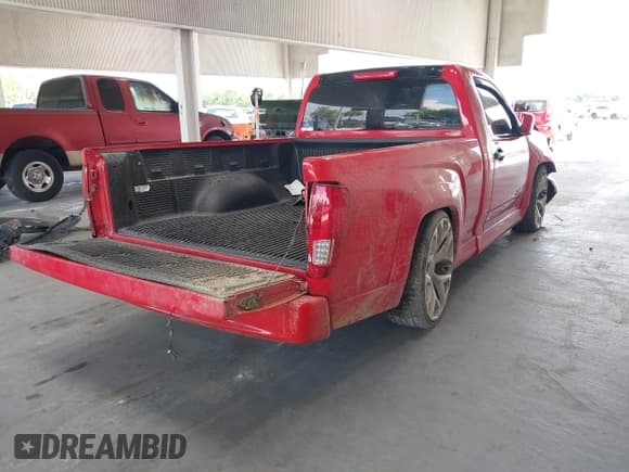 ✅ 2005 Chevrolet Colorado LS Z85 • VIN: 1GCCS146058256126 • Lot: 42363426. Listed on IAAI with 258,401 mi. Free auction sales archive from the USA and detailed vehicle history report at DreamBid. Image 4.