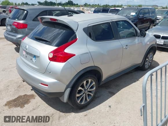 ✅ 2011 Nissan Juke SV • VIN: JN8AF5MR5BT019013 • Лот: 42810005. Опубликован ранее на IAAI с пробегом 154 361 миль. Бесплатный доступ к архиву аукционных продаж из США и подробный отчёт об истории автомобиля на DreamBid. Изображение 4.