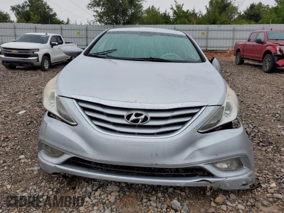 ✅ 2013 Hyundai Sonata GLS • VIN: 5NPEB4AC0DH657809 • Lot: 72523294. Listed on Copart with 192,404 mi. Free auction sales archive from the USA and detailed vehicle history report at DreamBid. Image 5.
