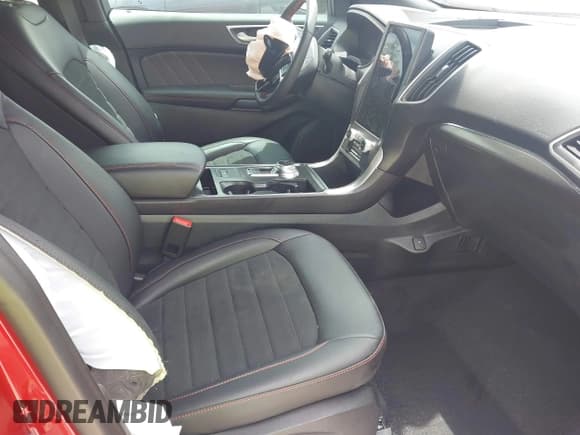 ✅ 2024 Ford Edge SEL • VIN: 2FMPK4J95RBA63275 • Lot: 42120616. Wystawiony na IAAI z przebiegiem 7 834 mil. Bezpłatny archiwum sprzedaży aukcyjnych z USA i szczegółowy raport historii pojazdu na DreamBid. Zdjęcie 5.