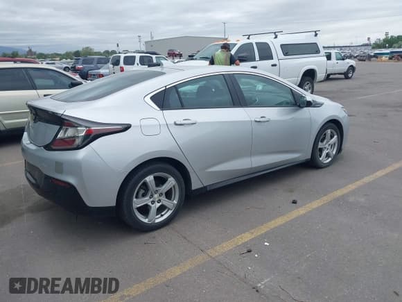✅ 2017 Chevrolet Volt LT • VIN: 1G1RC6S57HU191312 • Lot: 42242111. Wystawiony na IAAI z przebiegiem 80 080 mil. Bezpłatny archiwum sprzedaży aukcyjnych z USA i szczegółowy raport historii pojazdu na DreamBid. Zdjęcie 4.