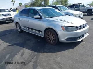 ✅ 2013 Volkswagen Jetta SE • VIN: 3VWDX7AJXDM362477 • Lot: 42035300. Listed on IAAI with 189,106 mi. Free auction sales archive from the USA and detailed vehicle history report at DreamBid. Image 1.