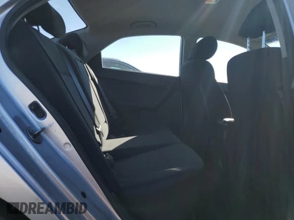 ✅ 2010 Kia Forte LX • VIN: KNAFT4A27A5044989 • Lot: 80161275. Wystawiony na Copart z przebiegiem 208 919 mil. Bezpłatny archiwum sprzedaży aukcyjnych z USA i szczegółowy raport historii pojazdu na DreamBid. Zdjęcie 10.