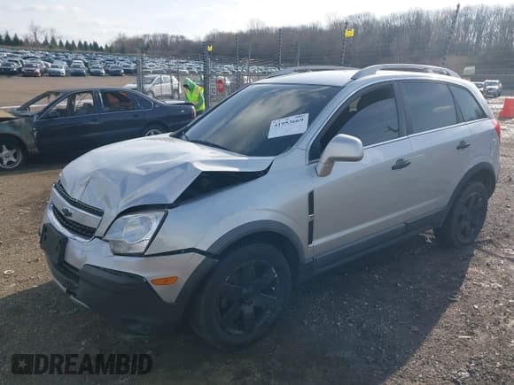 ✅ 2012 Chevrolet Captiva Sport LS • VIN: 3GNAL2EK8CS565781 • Lot: 41953669. Wystawiony na IAAI z przebiegiem 123 372 mil. Bezpłatny archiwum sprzedaży aukcyjnych z USA i szczegółowy raport historii pojazdu na DreamBid. Zdjęcie 17.