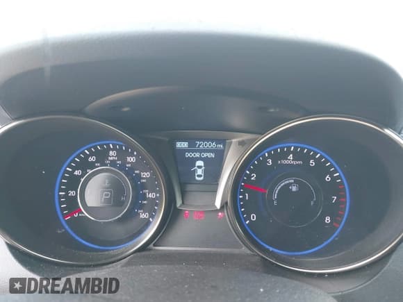 ✅ 2014 Hyundai Genesis Coupe Premium • VIN: KMHHT6KD7EU114232 • Lot: 42917030. Wystawiony na IAAI z przebiegiem 72 006 mil. Bezpłatny archiwum sprzedaży aukcyjnych z USA i szczegółowy raport historii pojazdu na DreamBid. Zdjęcie 7.