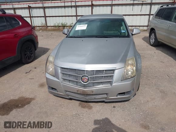 ✅ 2008 Cadillac CTS RWD • VIN: 1G6DM577980111215 • Lot: 42960935. Wystawiony na IAAI z przebiegiem 136 639 mil. Bezpłatny archiwum sprzedaży aukcyjnych z USA i szczegółowy raport historii pojazdu na DreamBid. Zdjęcie 6.
