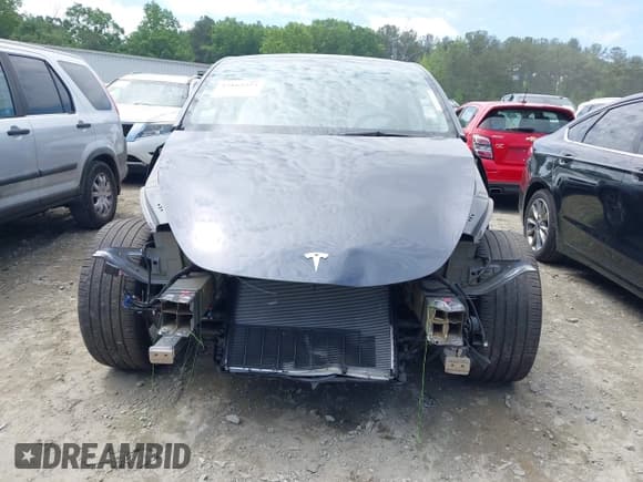 ✅ 2023 Tesla Model Y Long Range • VIN: 7SAYGDEE1PA166355 • Lot: 42162227. Listed on IAAI with 11,040 mi. Free auction sales archive from the USA and detailed vehicle history report at DreamBid. Image 12.