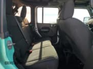 ✅ 2021 Jeep Wrangler Unlimited Willys • VIN: 1C4HJXDN7MW549681 • Lot: 83263334. Wystawiony na Copart z przebiegiem 57 261 mil. Bezpłatny archiwum sprzedaży aukcyjnych z USA i szczegółowy raport historii pojazdu na DreamBid. Zdjęcie 12.