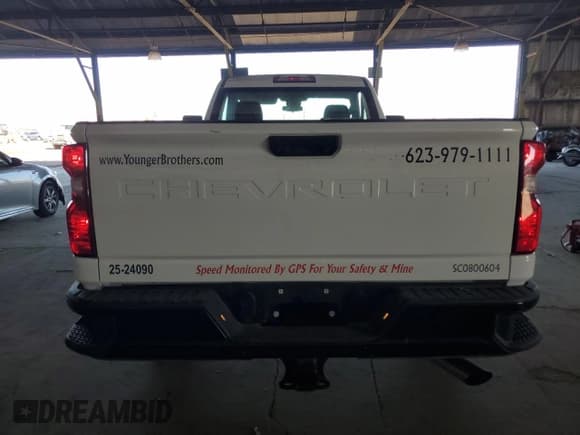 ✅ 2024 Chevrolet Silverado 2500HD Work Truck • VIN: 1GC0WLE76RF366335 • Лот: 92119615. Опубликован ранее на Copart с пробегом 9 370 миль. Бесплатный доступ к архиву аукционных продаж из США и подробный отчёт об истории автомобиля на DreamBid. Изображение 6.