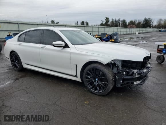 ✅ 2021 BMW 7 Series 750i xDrive • VIN: WBA7U2C06MCE49097 • Lot: 51900185. Listed on Copart with 36,664 mi. Free auction sales archive from the USA and detailed vehicle history report at DreamBid. Image 4.