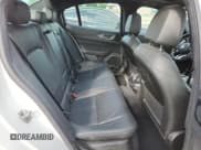 ✅ 2022 Alfa Romeo Giulia • VIN: ZARFANANXN7660310 • Lot: 64647515. Wystawiony na Copart z przebiegiem 19 833 mil. Bezpłatny archiwum sprzedaży aukcyjnych z USA i szczegółowy raport historii pojazdu na DreamBid. Zdjęcie 10.