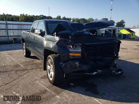 ✅ 2018 Chevrolet Silverado 1500 LT • VIN: 1GCVKREC6JZ318936 • Lot: 84595185. Wystawiony na Copart z przebiegiem 125 631 mil. Bezpłatny archiwum sprzedaży aukcyjnych z USA i szczegółowy raport historii pojazdu na DreamBid. Zdjęcie 14.