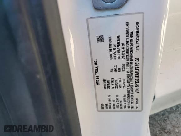 ✅ 2020 Tesla Model 3 Standard Range Plus • VIN: 5YJ3E1EA4LF746138 • Лот: 85340535. Опубликован ранее на Copart с пробегом Не указан. Бесплатный доступ к архиву аукционных продаж из США и подробный отчёт об истории автомобиля на DreamBid. Изображение 12.