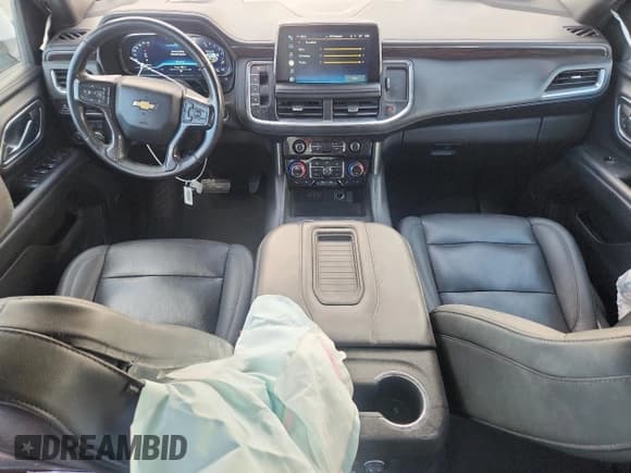 ✅ 2022 Chevrolet Suburban LT • VIN: 1GNSKCKD4NR190383 • Lot: 80880545. Listed on Copart with 96,010 mi. Free auction sales archive from the USA and detailed vehicle history report at DreamBid. Image 8.